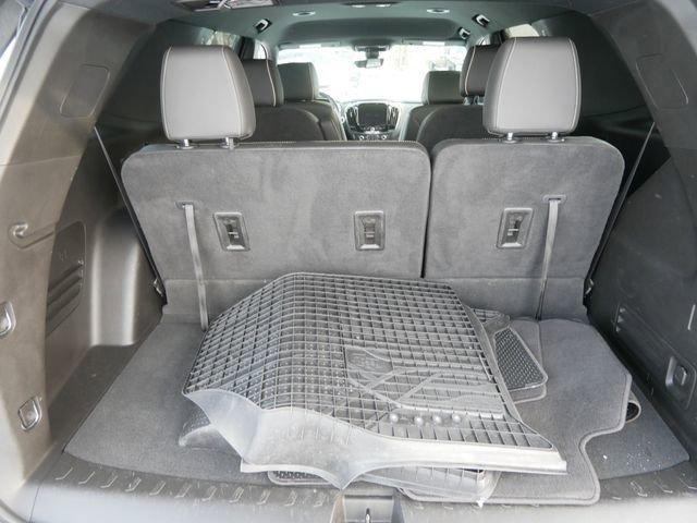 used 2023 Chevrolet Traverse car, priced at $28,595