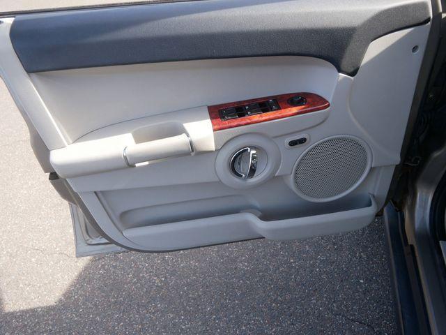 used 2006 Jeep Commander car, priced at $5,900