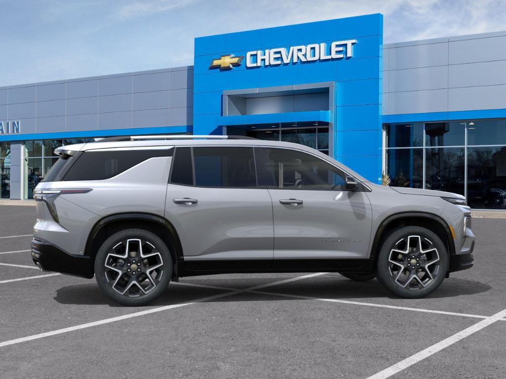 new 2026 Chevrolet Traverse car, priced at $56,100