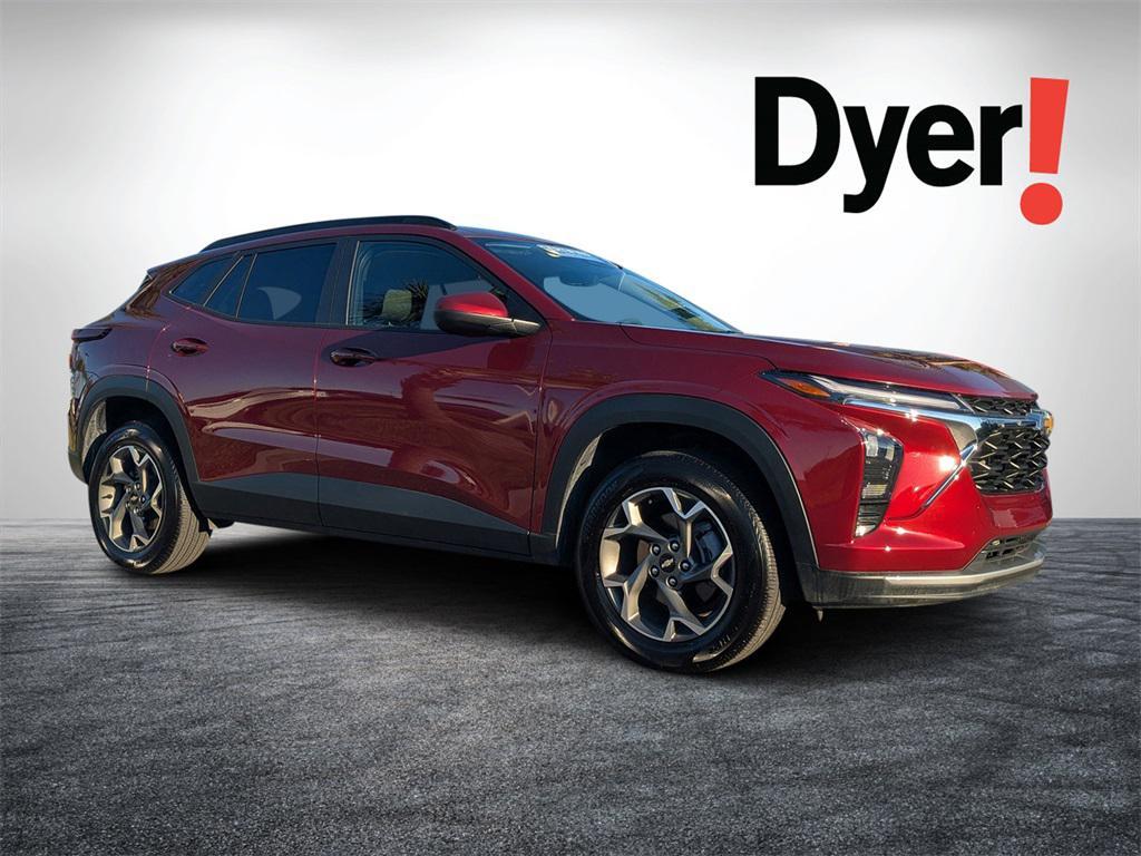 used 2025 Chevrolet Trax car, priced at $21,999