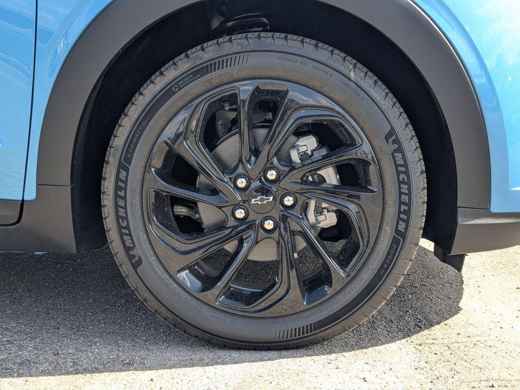 new 2027 Chevrolet Bolt car, priced at $32,995