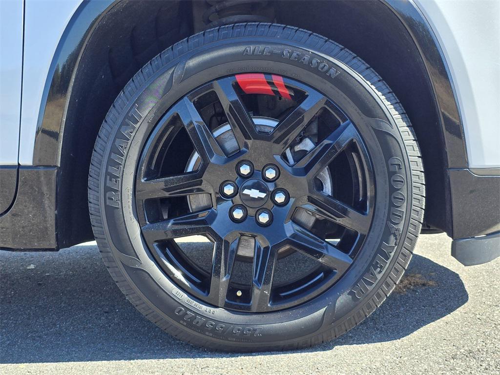 used 2020 Chevrolet Traverse car, priced at $20,999