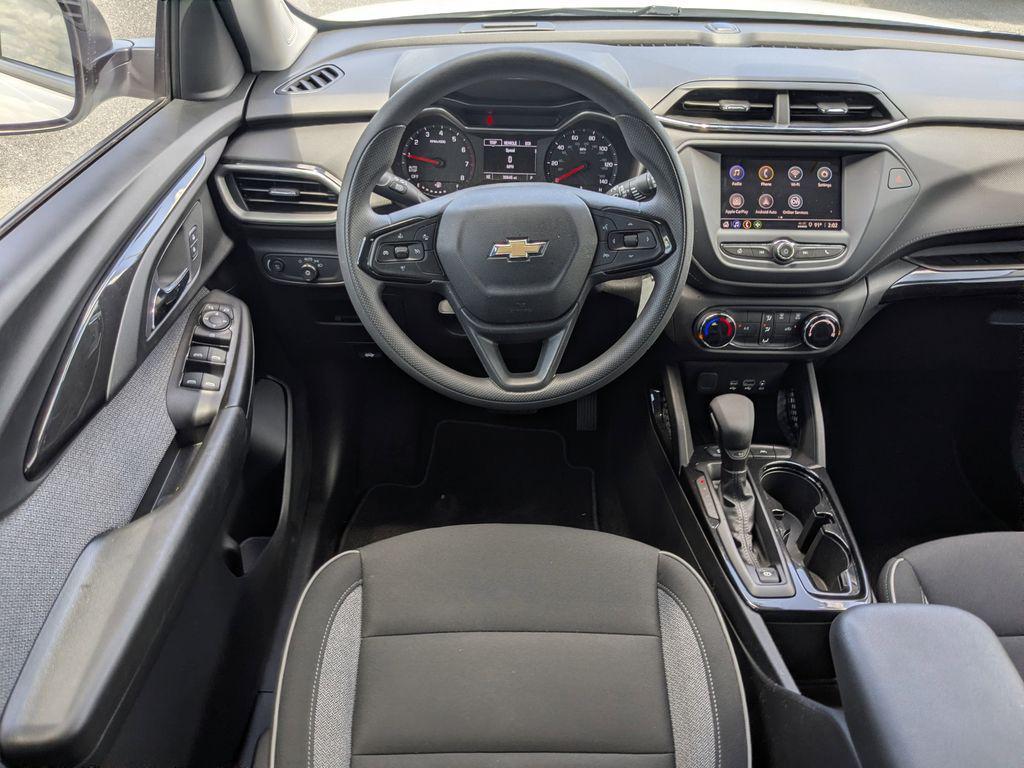 used 2023 Chevrolet TrailBlazer car, priced at $21,993