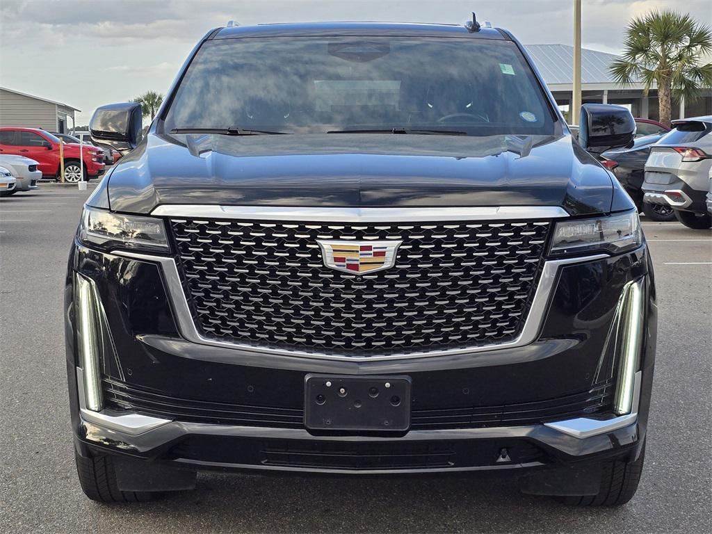used 2022 Cadillac Escalade ESV car, priced at $60,999