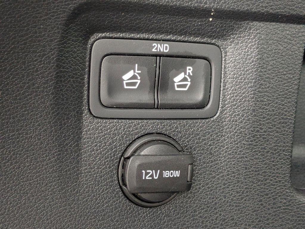 used 2024 Kia Telluride car, priced at $30,393