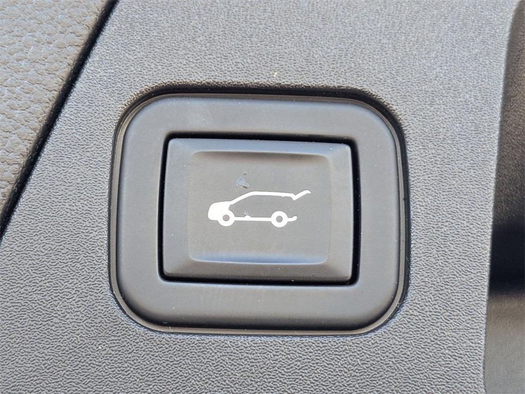 used 2020 Buick Envision car, priced at $19,999