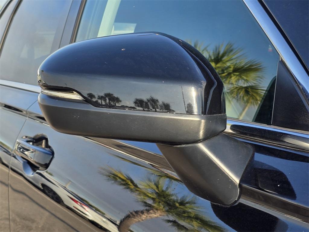 used 2023 Honda CR-V car, priced at $27,999