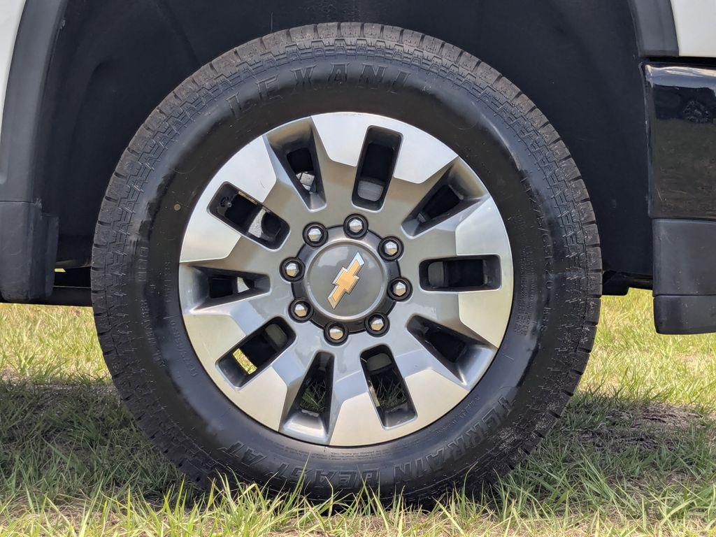used 2022 Chevrolet Silverado 2500 car, priced at $36,393
