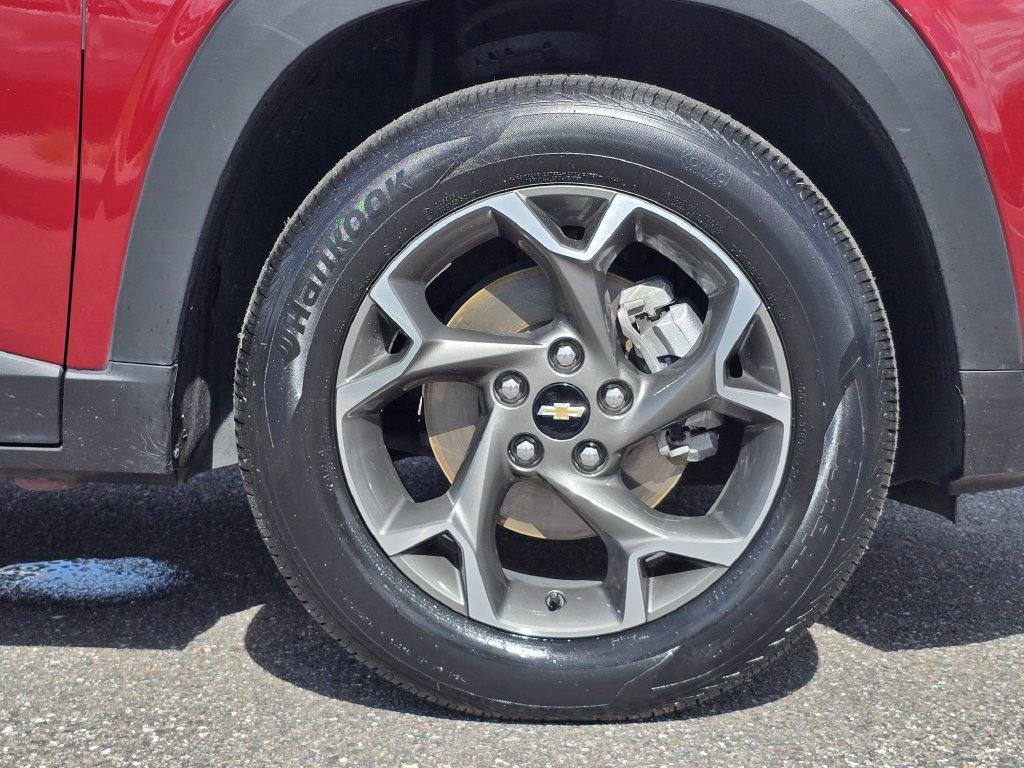 used 2025 Chevrolet Trax car, priced at $20,893