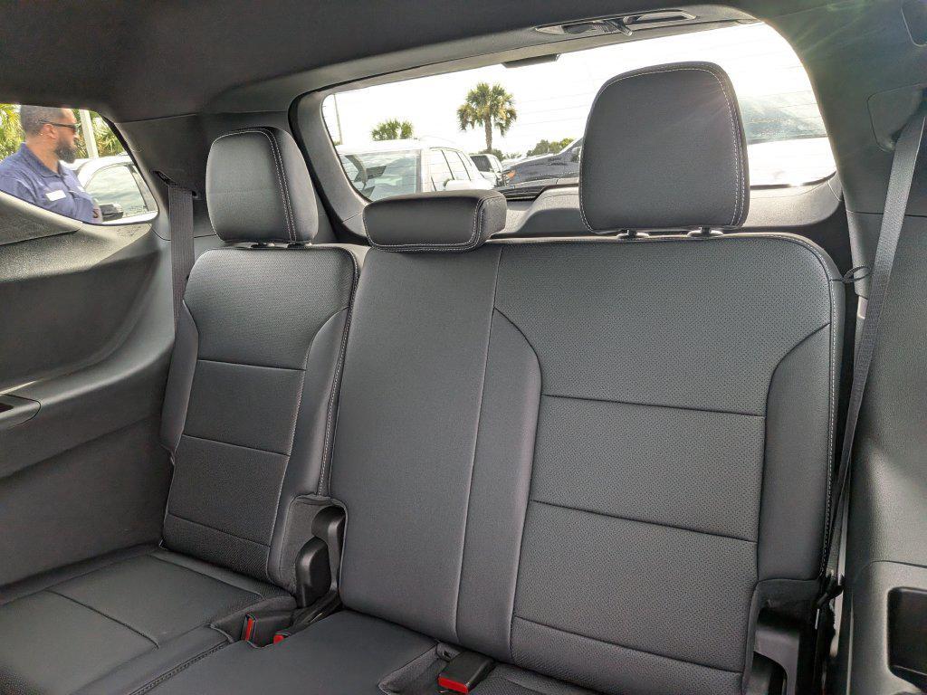 new 2026 Chevrolet Traverse car, priced at $46,386