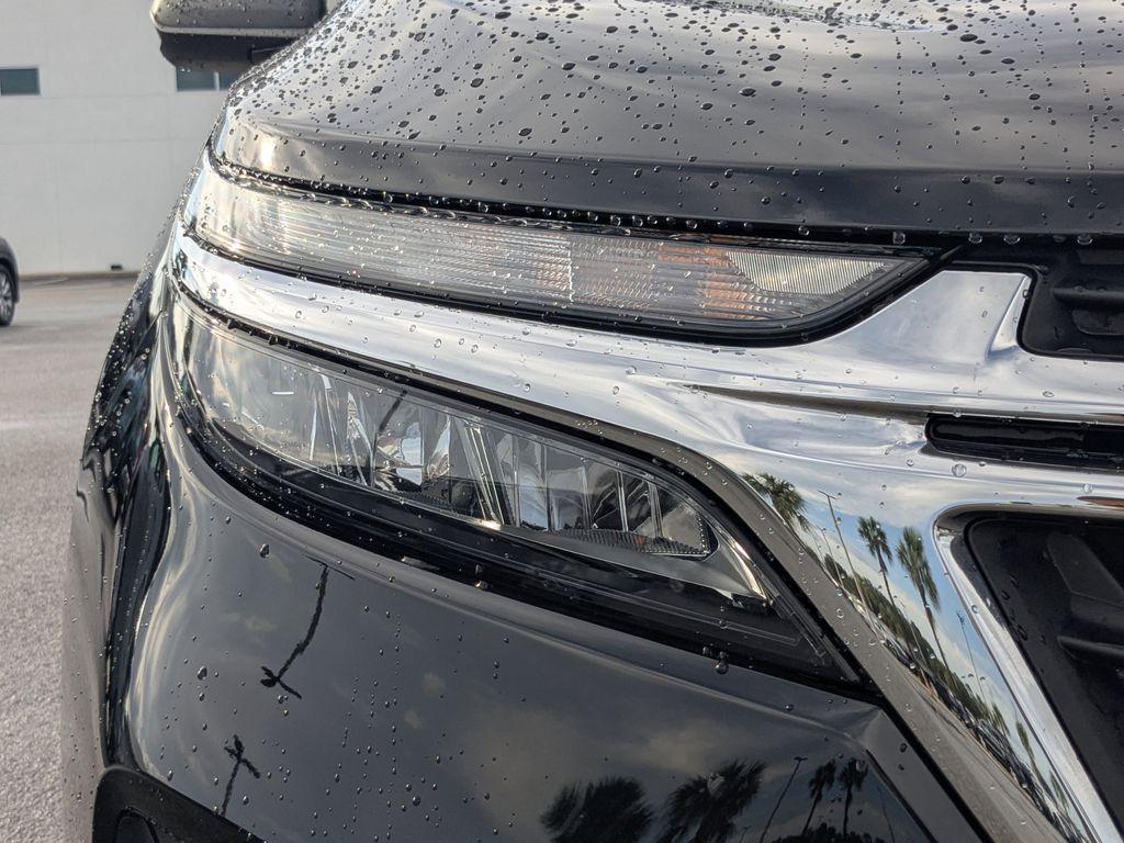 used 2024 Chevrolet Equinox car, priced at $24,393