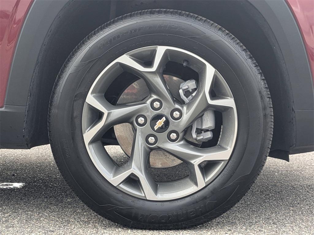 used 2025 Chevrolet Trax car, priced at $21,999