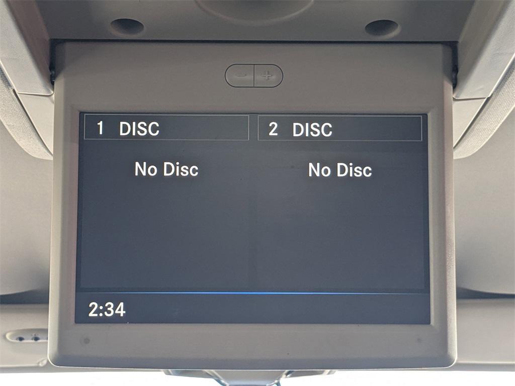 used 2015 Chrysler Town & Country car, priced at $7,999