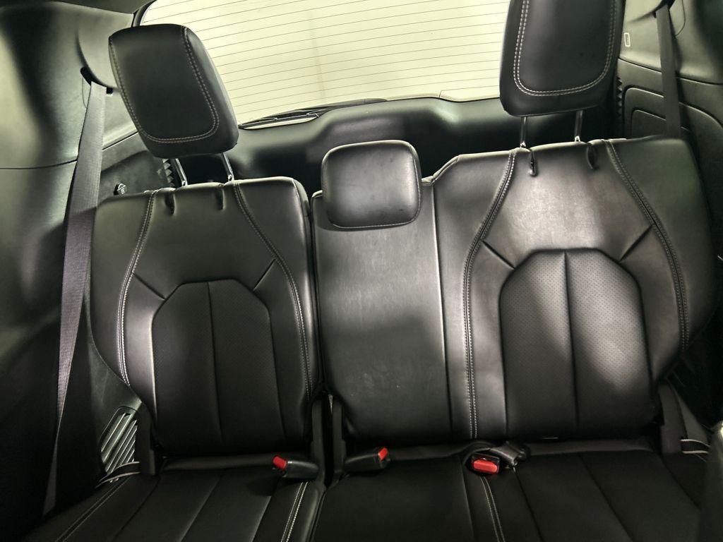 used 2024 Chrysler Pacifica Hybrid car, priced at $26,883