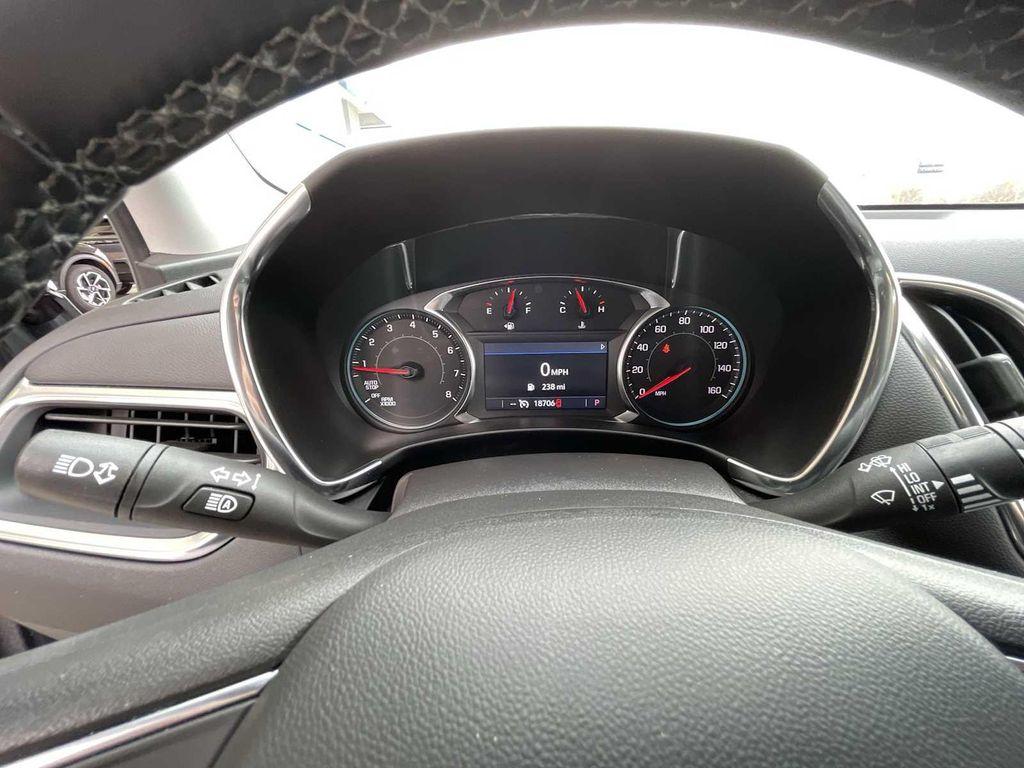 used 2024 Chevrolet Equinox car, priced at $23,990