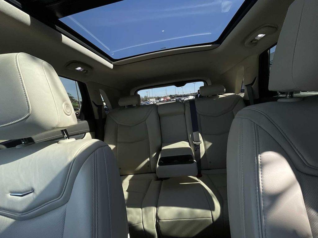 used 2017 Cadillac XT5 car, priced at $15,990