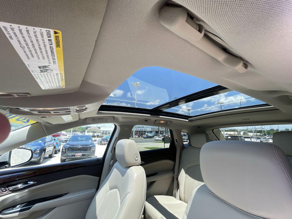 used 2016 Cadillac SRX car