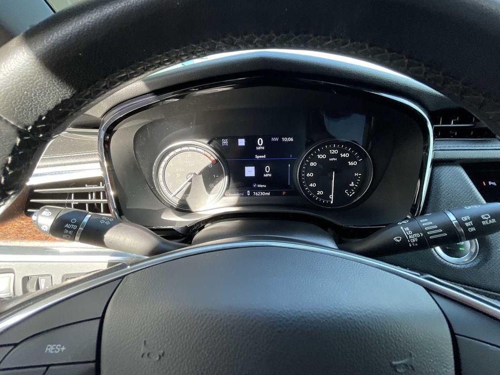 used 2020 Cadillac XT5 car, priced at $23,990