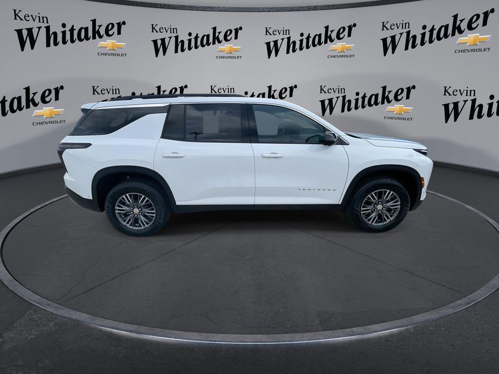 used 2024 Chevrolet Traverse car, priced at $37,990