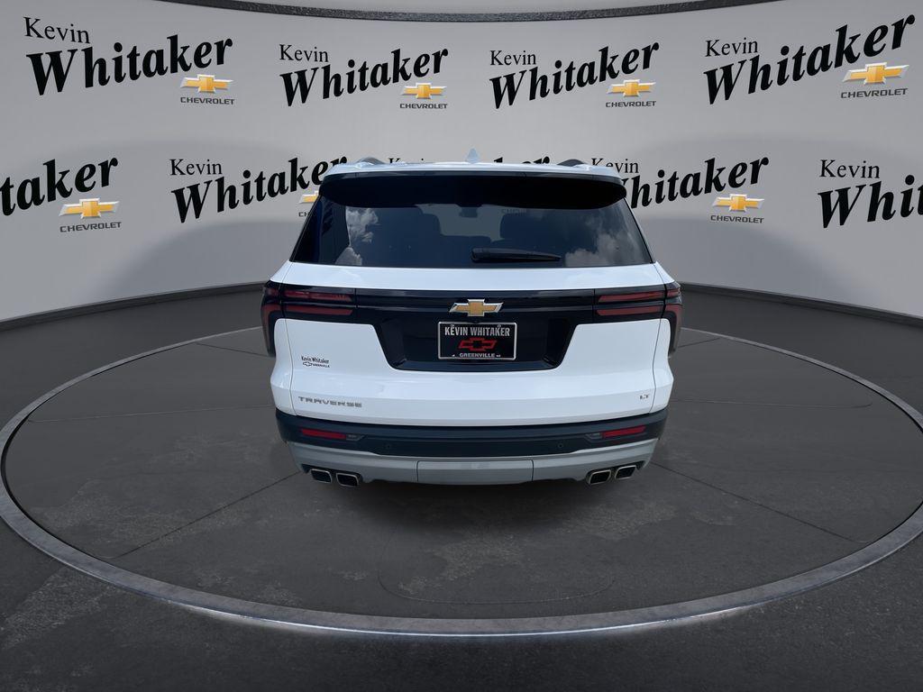 used 2024 Chevrolet Traverse car, priced at $37,990