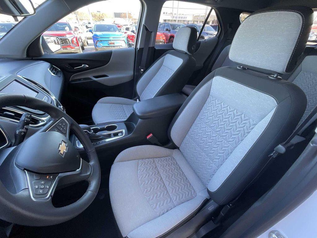 used 2022 Chevrolet Equinox car, priced at $21,990