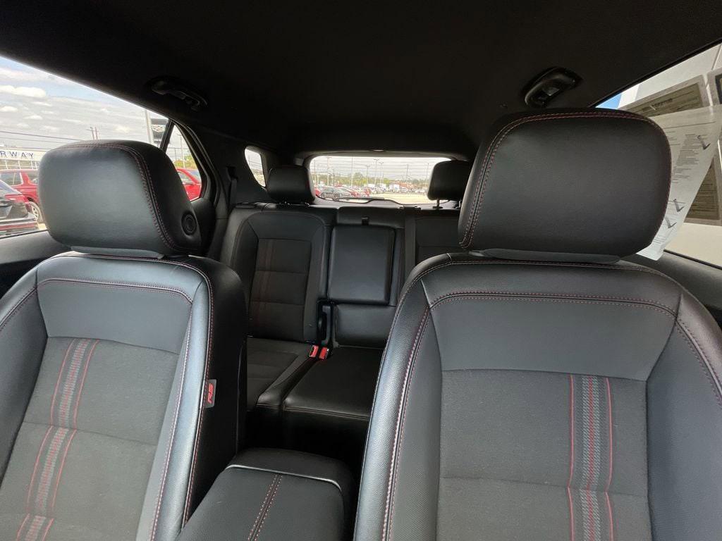 used 2024 Chevrolet Equinox car, priced at $25,990