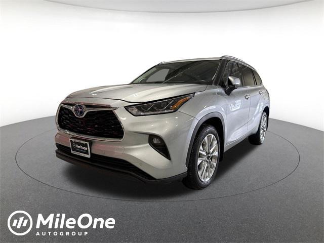 used 2023 Toyota Highlander Hybrid car, priced at $39,977