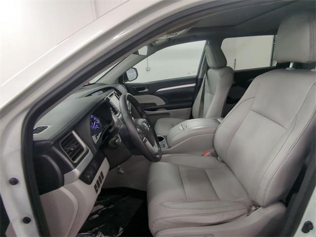 used 2018 Toyota Highlander car, priced at $20,900