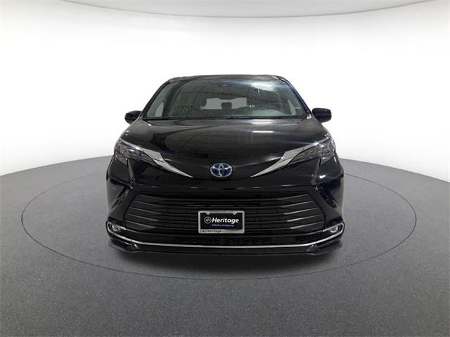 used 2024 Toyota Sienna car, priced at $37,000