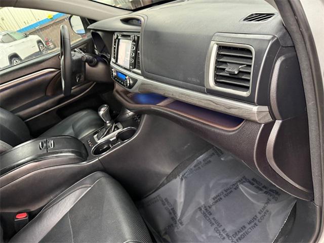 used 2018 Toyota Highlander car, priced at $22,500