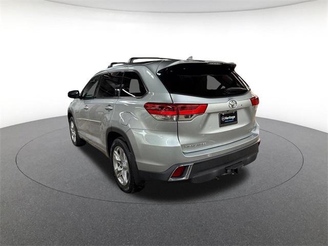 used 2018 Toyota Highlander car, priced at $22,500
