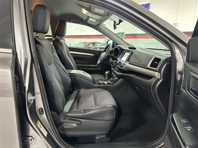 used 2016 Toyota Highlander car, priced at $11,000