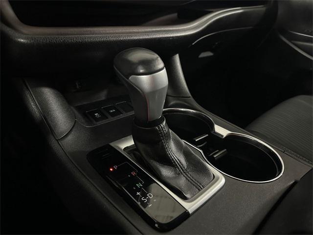 used 2016 Toyota Highlander car, priced at $11,000