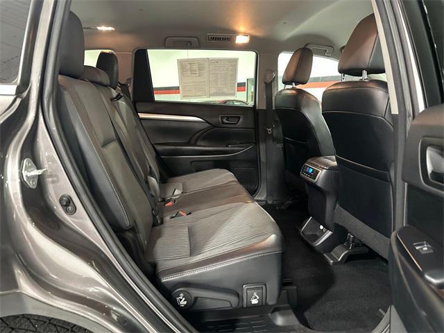 used 2016 Toyota Highlander car, priced at $11,000
