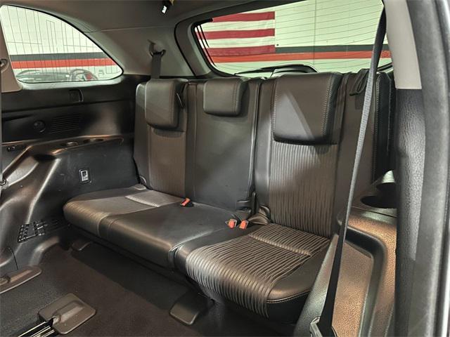 used 2016 Toyota Highlander car, priced at $11,000