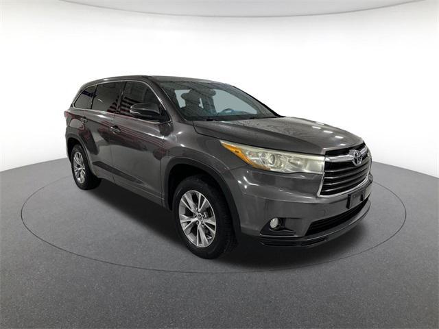 used 2016 Toyota Highlander car, priced at $11,000