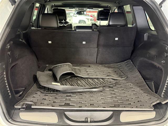 used 2015 Jeep Grand Cherokee car, priced at $13,000