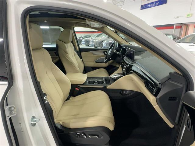used 2025 Acura MDX car, priced at $45,900