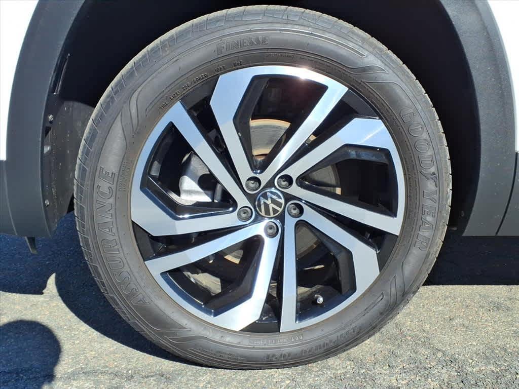 used 2023 Volkswagen Atlas Cross Sport car, priced at $34,994