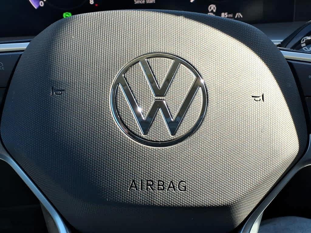 used 2025 Volkswagen Tiguan car, priced at $29,994