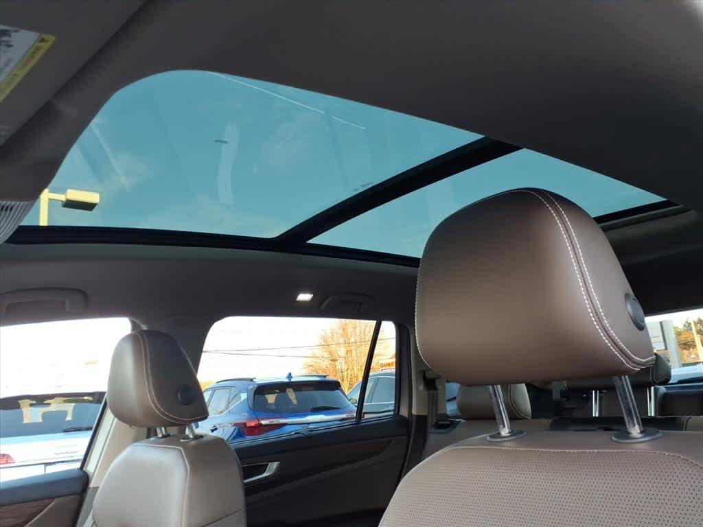 used 2025 Volkswagen Atlas car, priced at $42,992