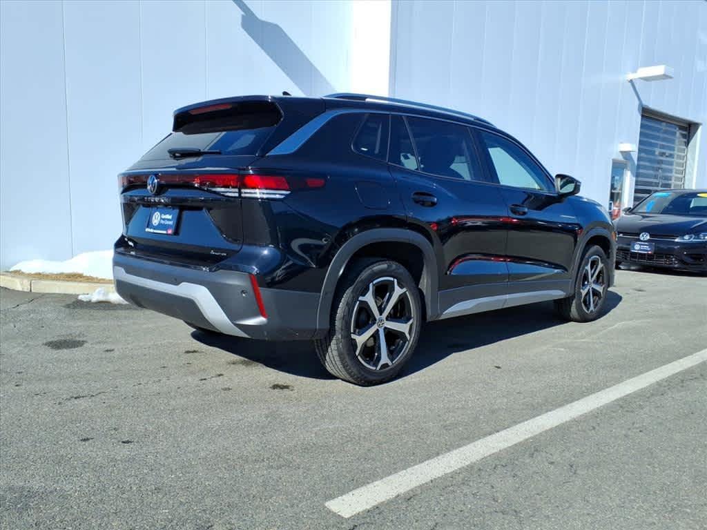 used 2025 Volkswagen Tiguan car, priced at $32,992