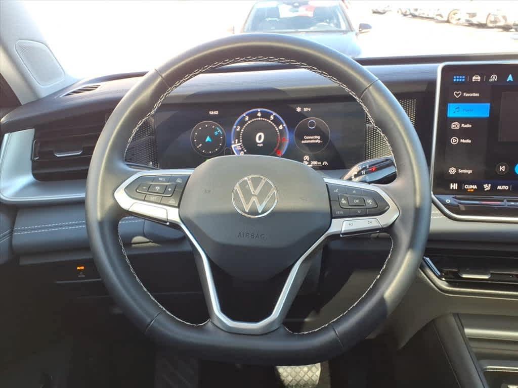 used 2025 Volkswagen Tiguan car, priced at $32,992