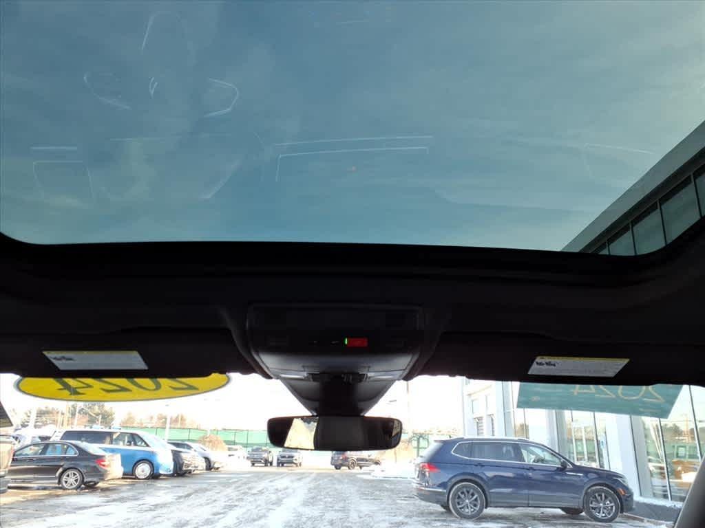 used 2024 Volkswagen Tiguan car, priced at $31,993