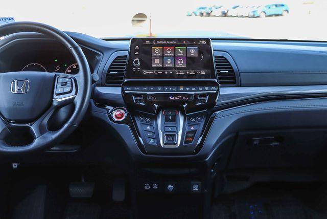used 2025 Honda Odyssey car, priced at $43,839