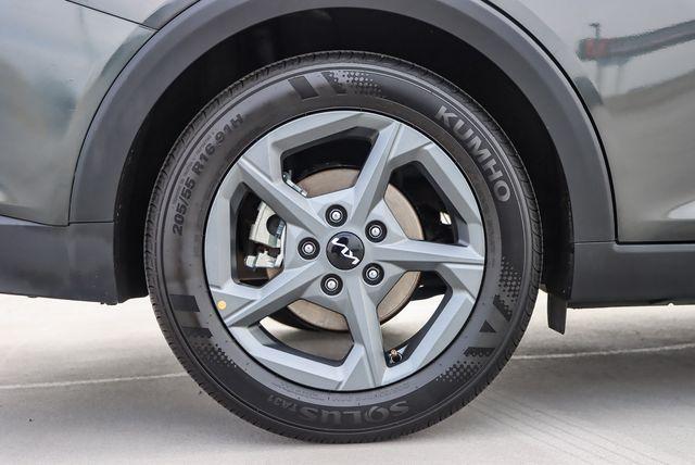 used 2025 Kia K4 car, priced at $22,577