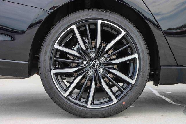 new 2026 Honda Accord Hybrid car, priced at $40,690