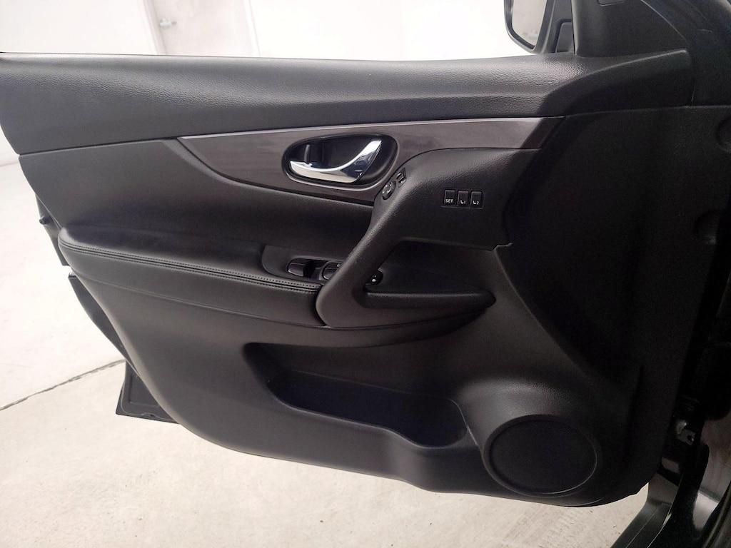 used 2018 Nissan Rogue car, priced at $14,998