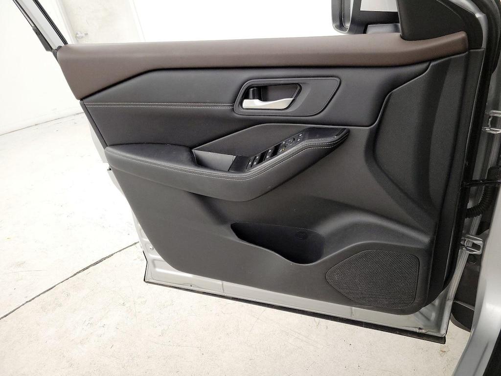 used 2023 Nissan Rogue car, priced at $23,998