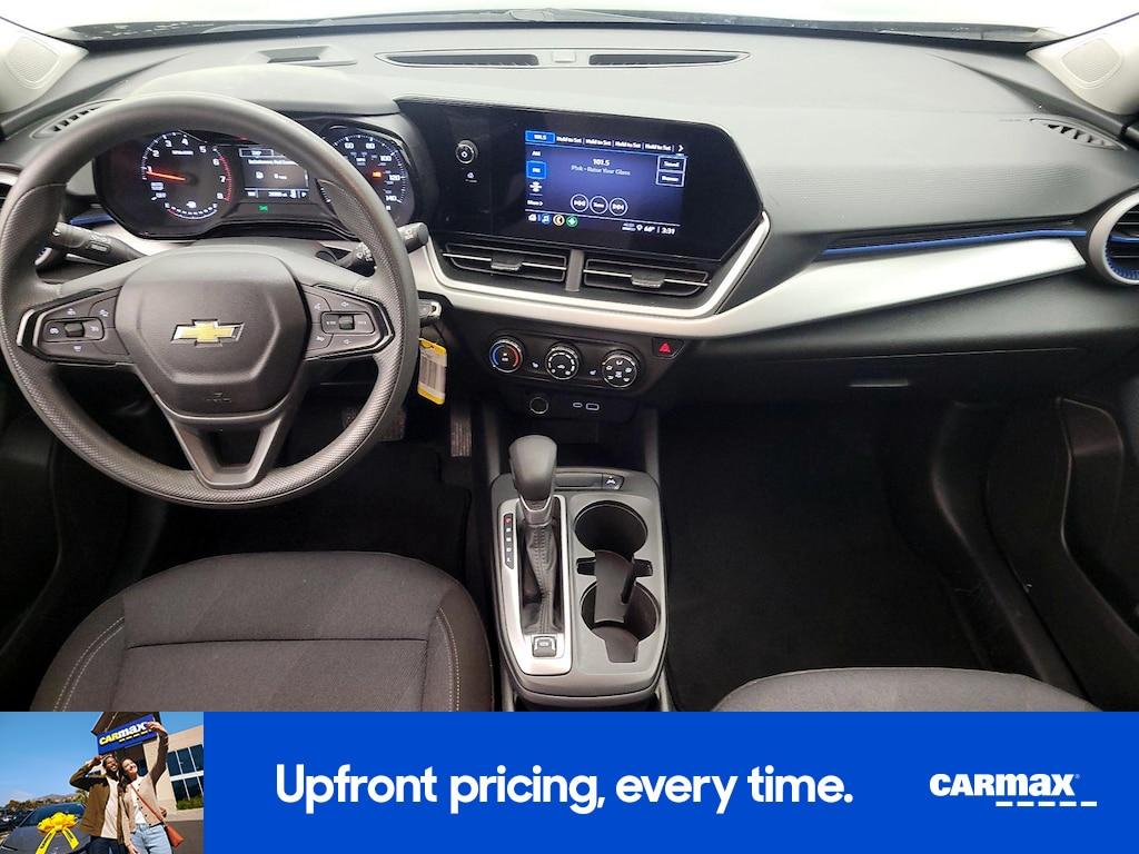 used 2025 Chevrolet Trax car, priced at $21,998